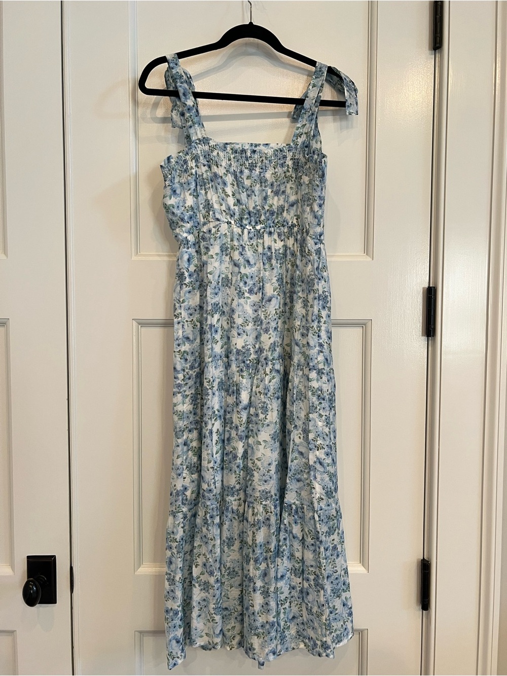Floral Smocked Midi Dress - Picture 3 of 7